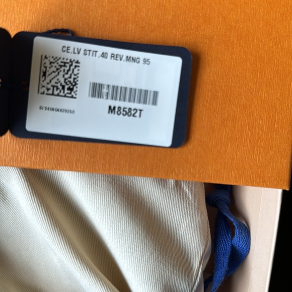 Men’s Louis Vuitton belt size 40 - Picture 2 of 5